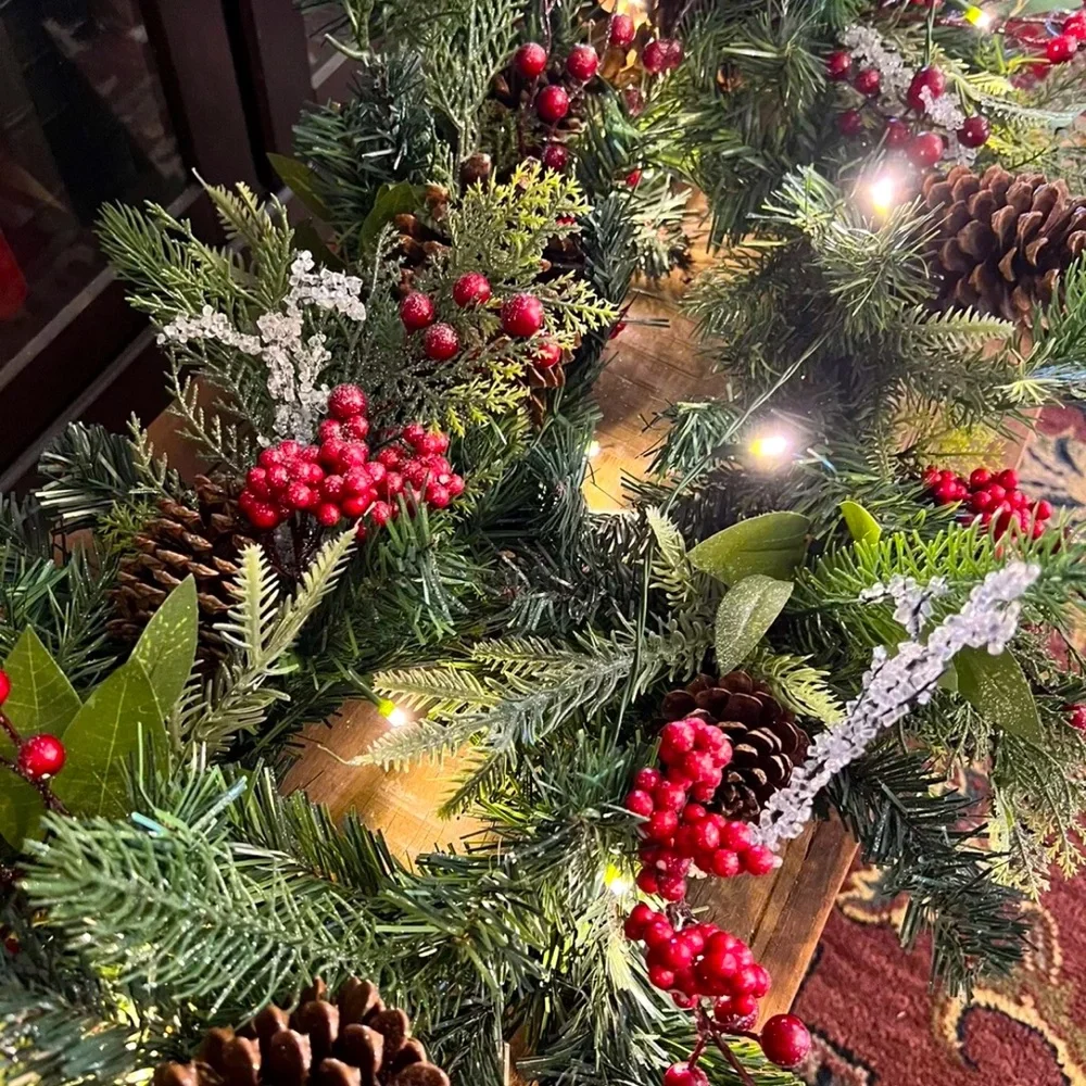 9 foot Premium Pre-lit Glittered Berries Pine Cones Garland, Farmhouse Christmas